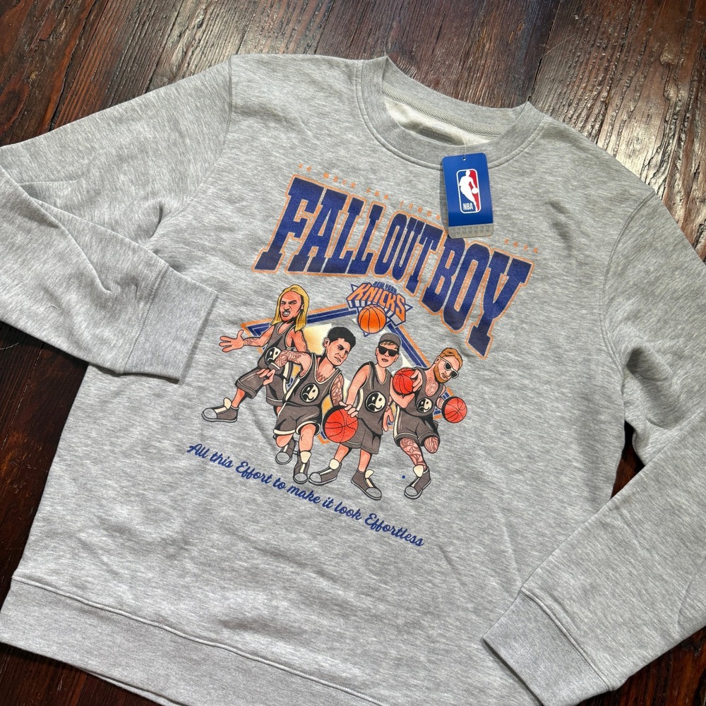 Fall Out Boy x Knicks Sweatshirt Men L Gray NBA Graphic Crewneck New York Collab